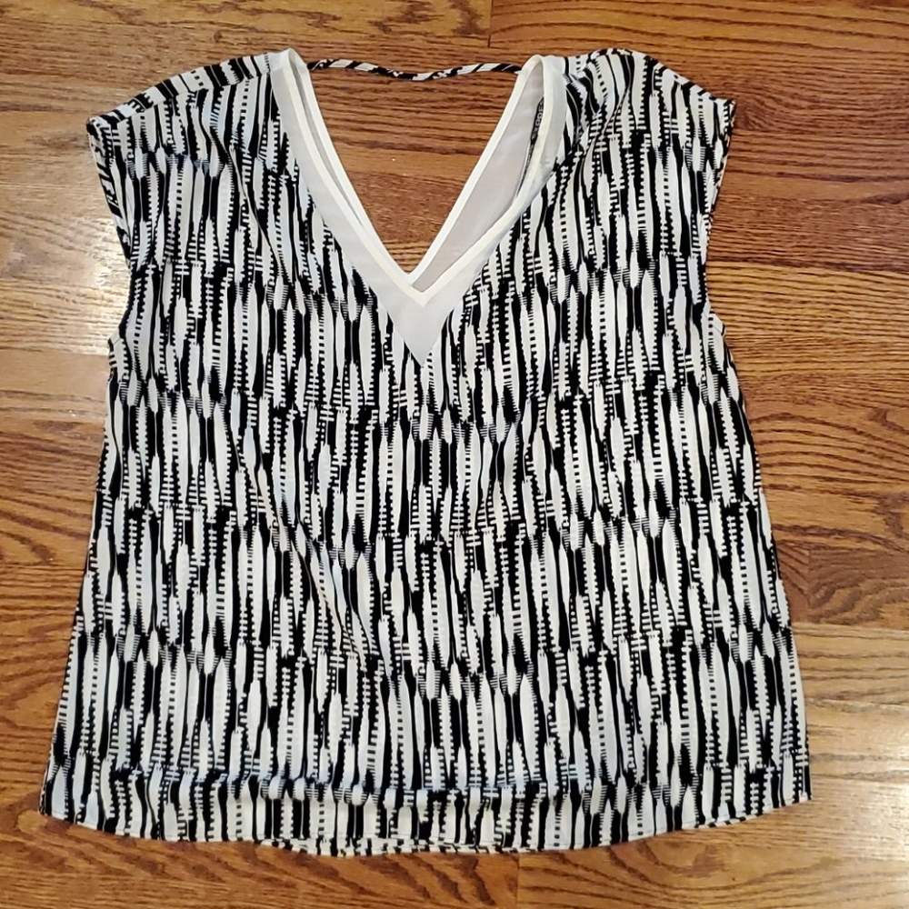 Black and White Express Blouse